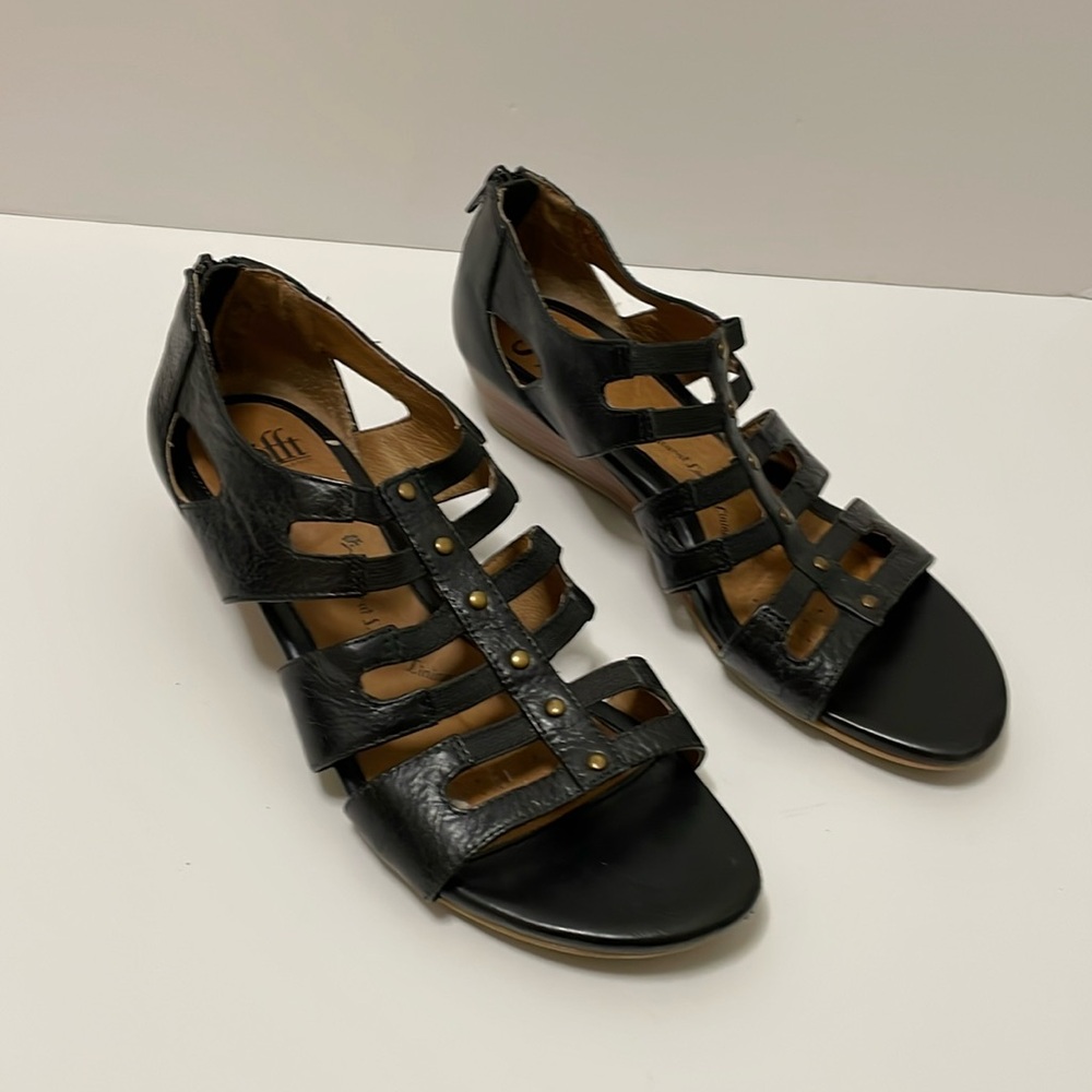 Sofft Womens Ilana Gladiator Sandals Shoes Size 8.5
Natural Leather Lining EUC